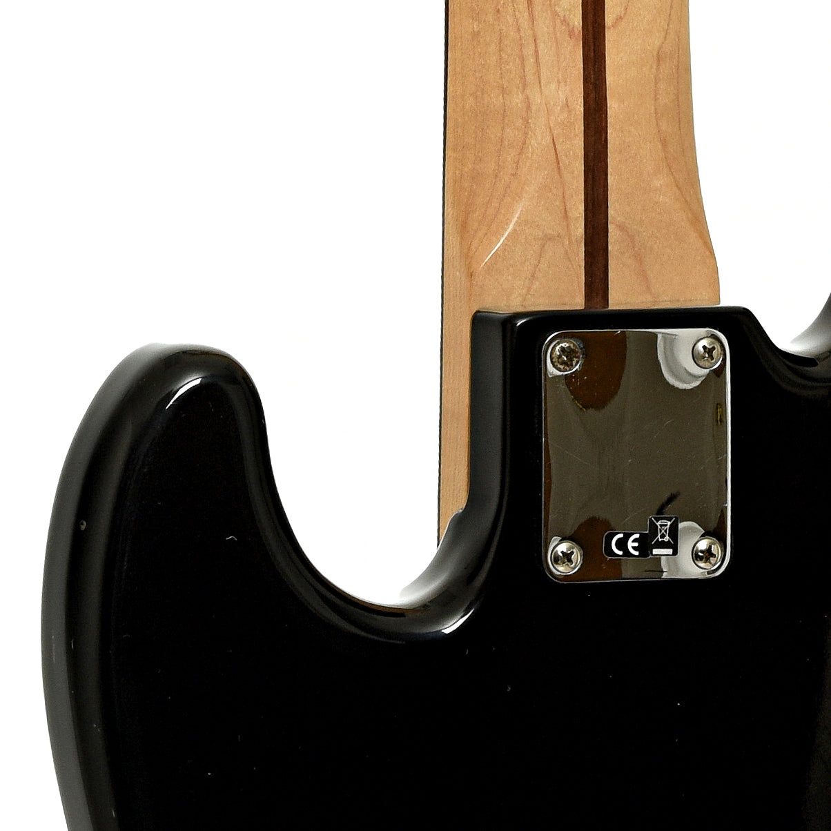 Neck joint of Fender Deluxe Active Jazz Bass V