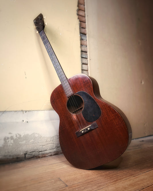 Showroom photo of Martin 0-17T Tenor Guitar (1947)