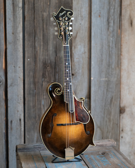 Showroom photo of Newson F-5 Fern Mandolin (1982)
