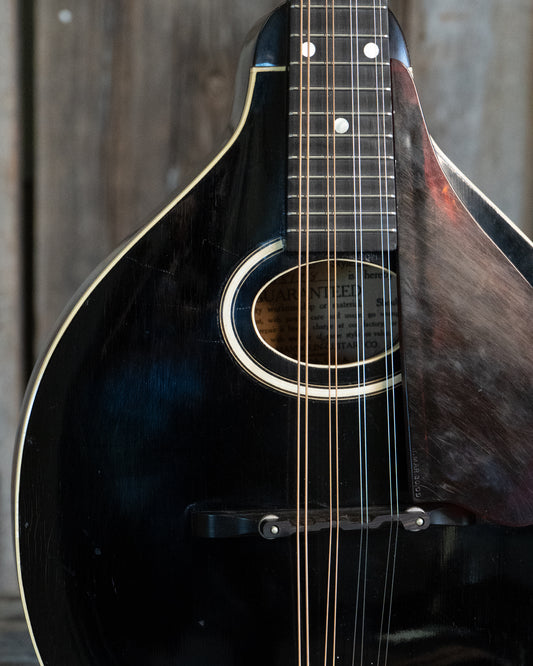 Showroom photo of Gibson A Mandolin (1929 - 1931)