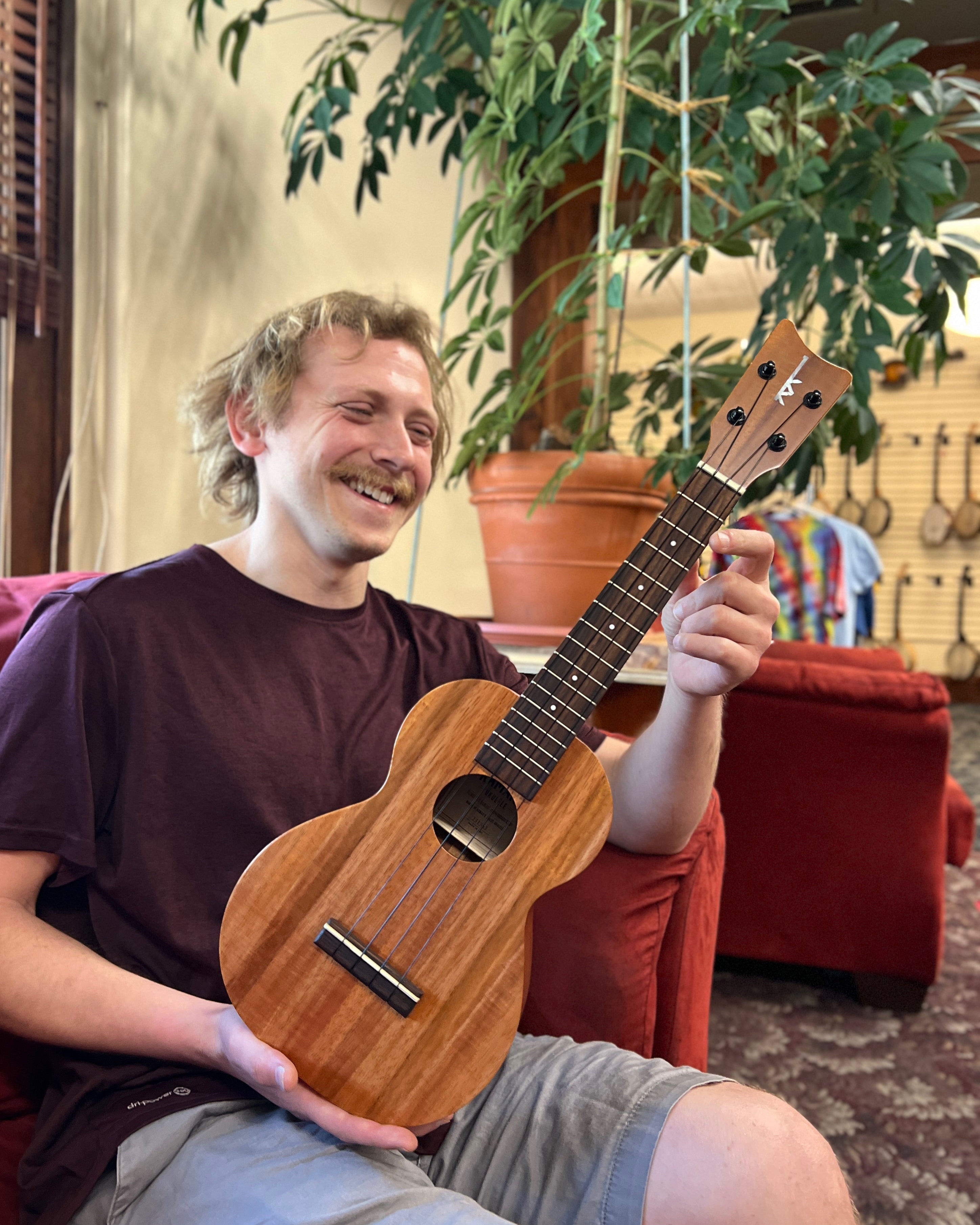 Kamaka HF-2 Concert Ukulele with Gotoh Planetary Tuners – Elderly ...
