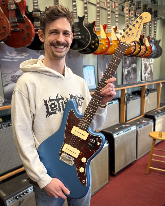 Showroom photo of Fender American Performer Jazzmaster, Lake Placid Blue