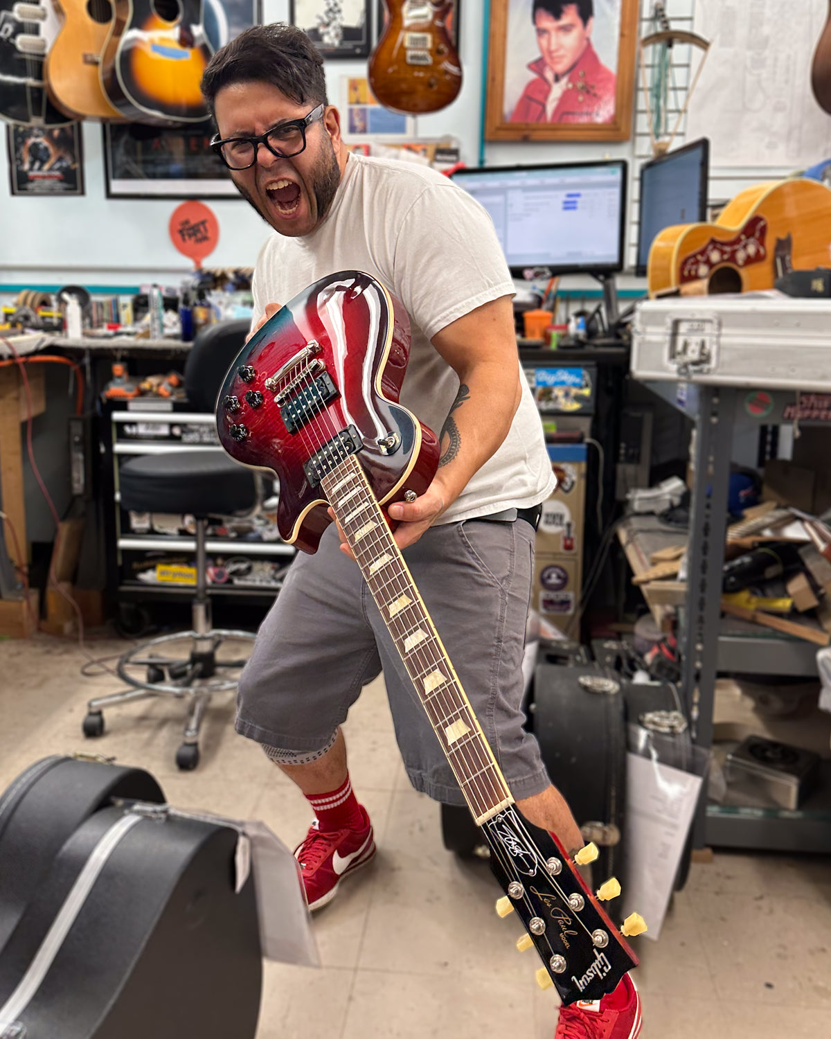 Showroom photo of Gibson Slash Les Paul Standard Electric Guitar (2019)