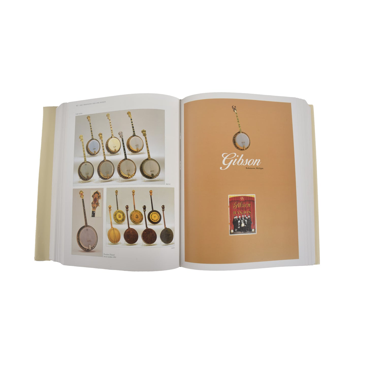 Pages of 1001 BANJOS by Akira Tsumura