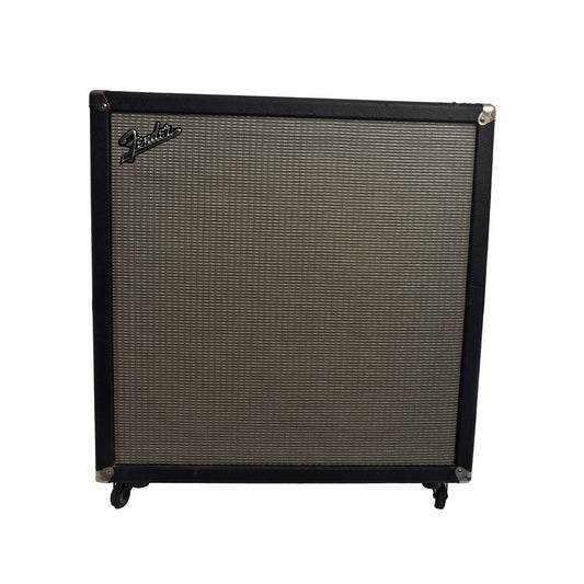Front of Fender Showman 412S Guitar Cab