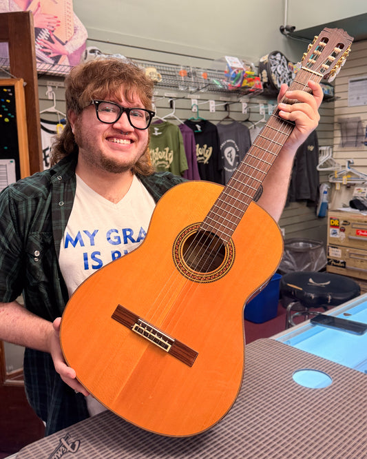 Showroom photo of Yamaha CG151S Classical Acoustic Guitar (2007)