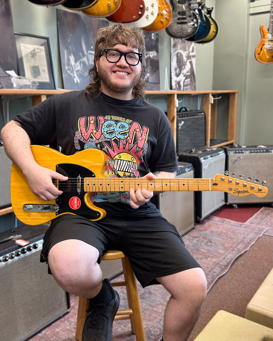 Showroom photo of Squier Classic Vibe Telecaster '50s, Butterscotch Blonde