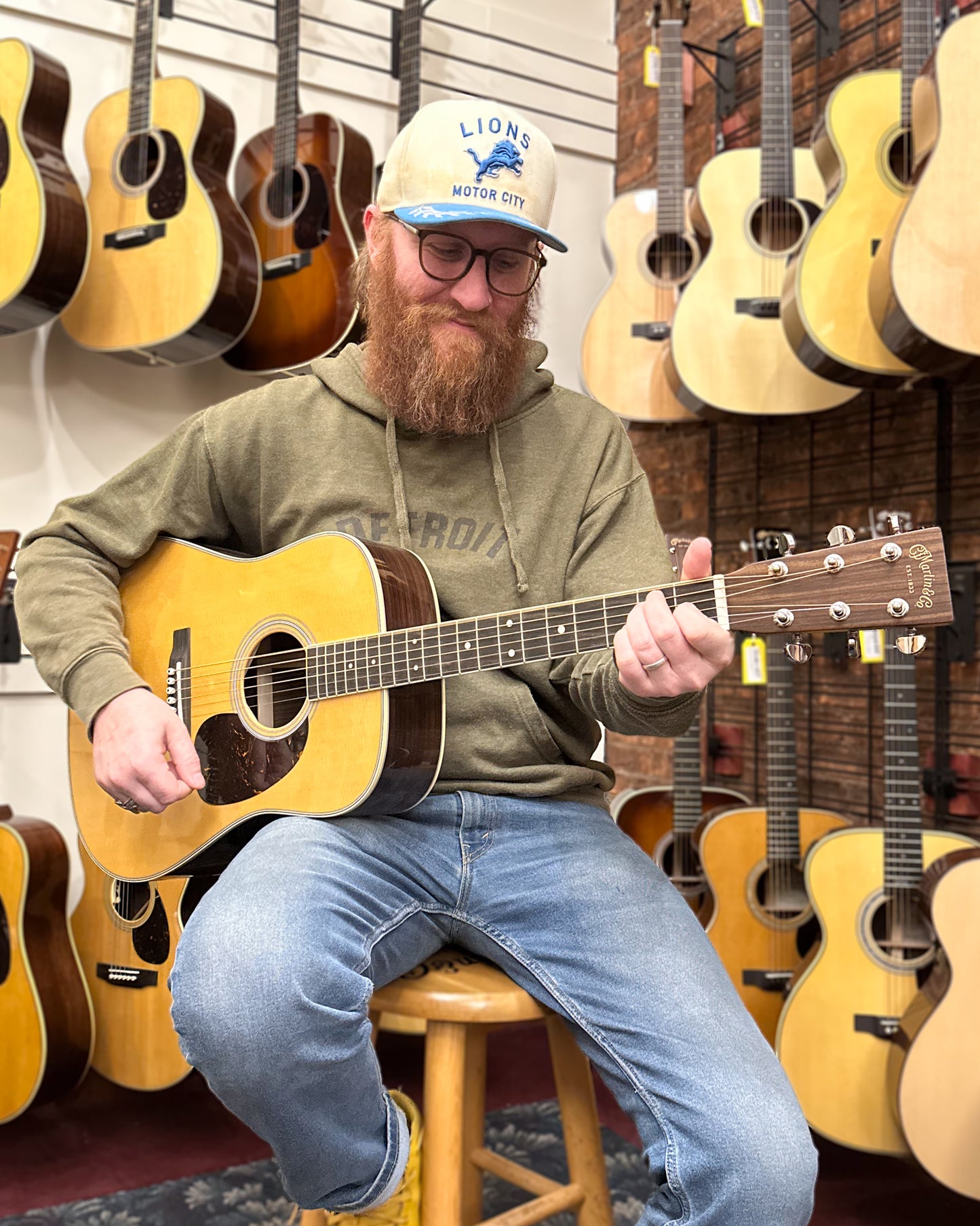 Showroom Martin D-35 Guitar & Case