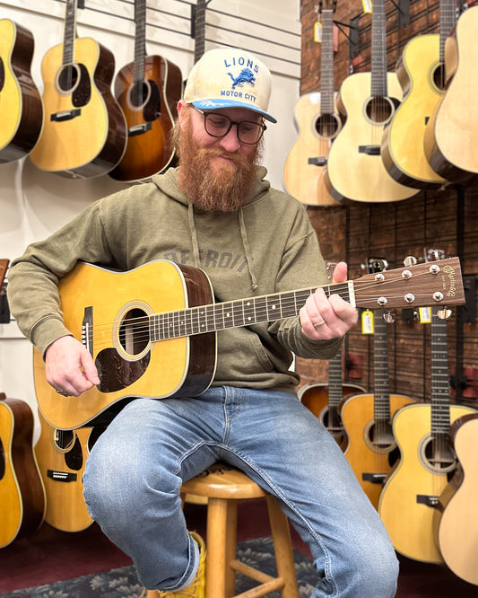 Showroom Martin D-35 Guitar & Case