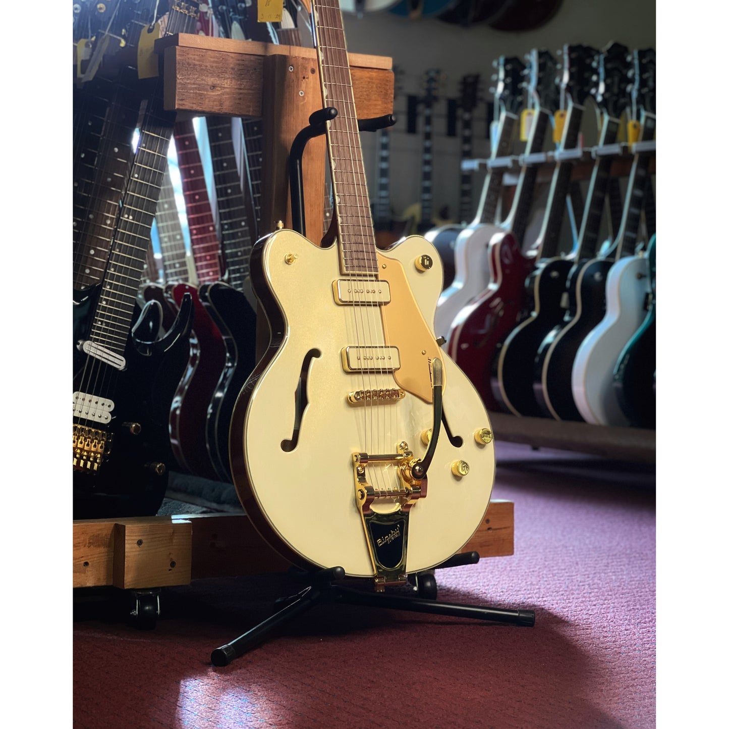 Gretsch Electromatic Pristine LTD Double-Cut with Bigsby, White Gold