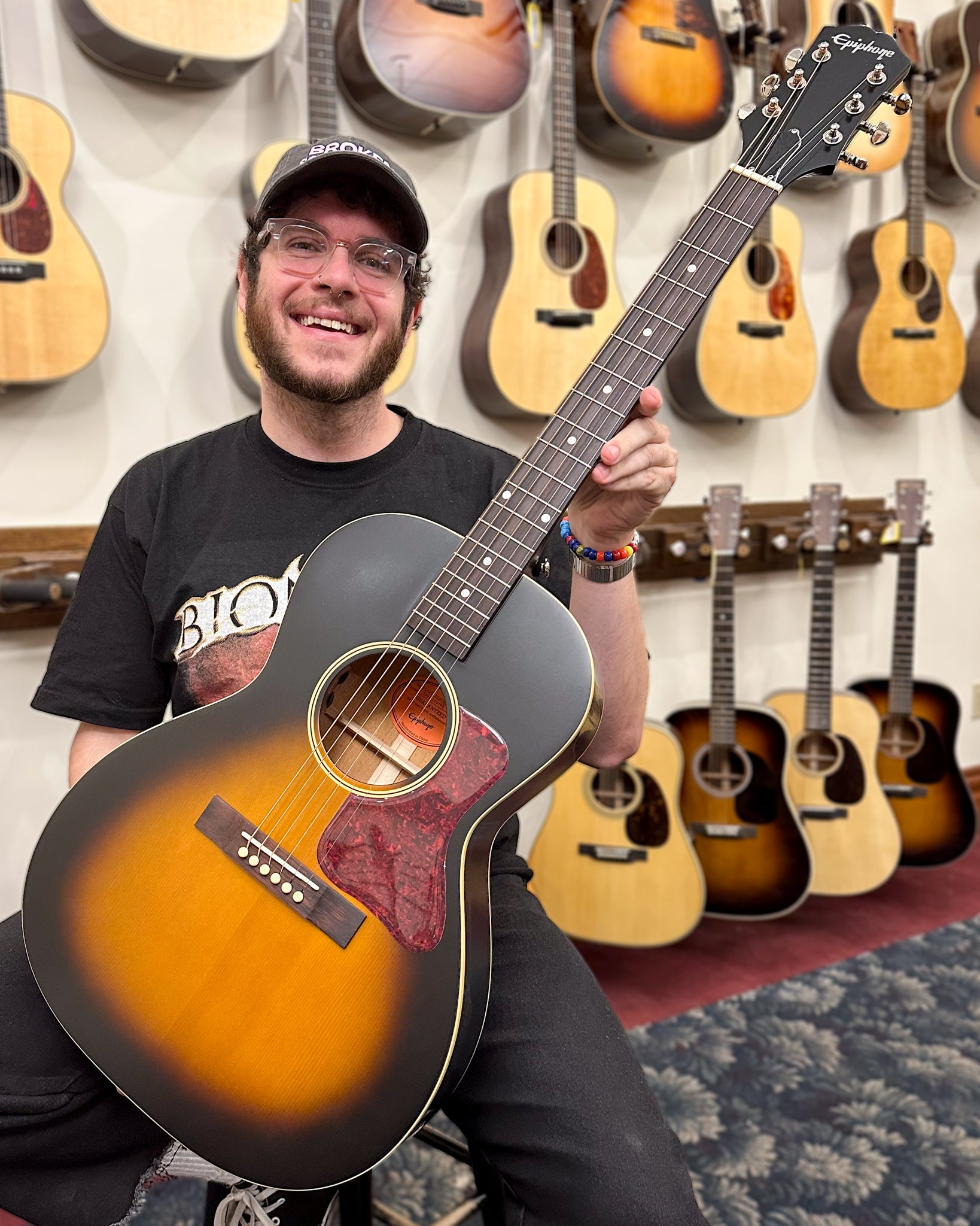 Showroom photo of Epiphone L-00 Standard Acoustic Guitar & Gigbag, Vintage Sunburst