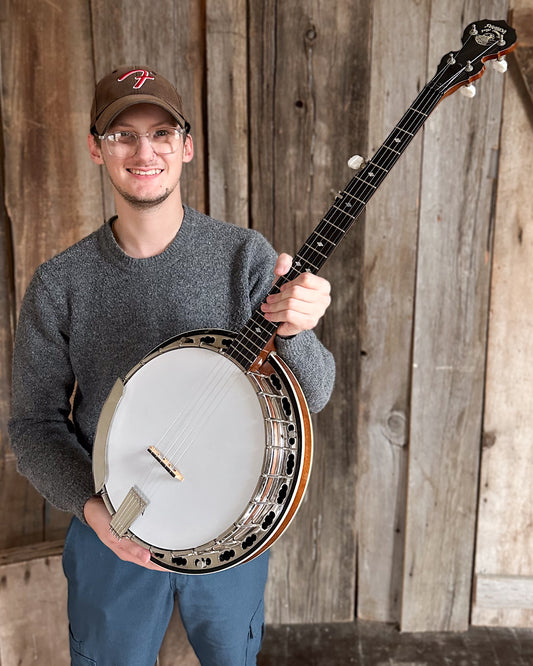 Showroom photo of Deering Deluxe Resonator Banjo (1994)