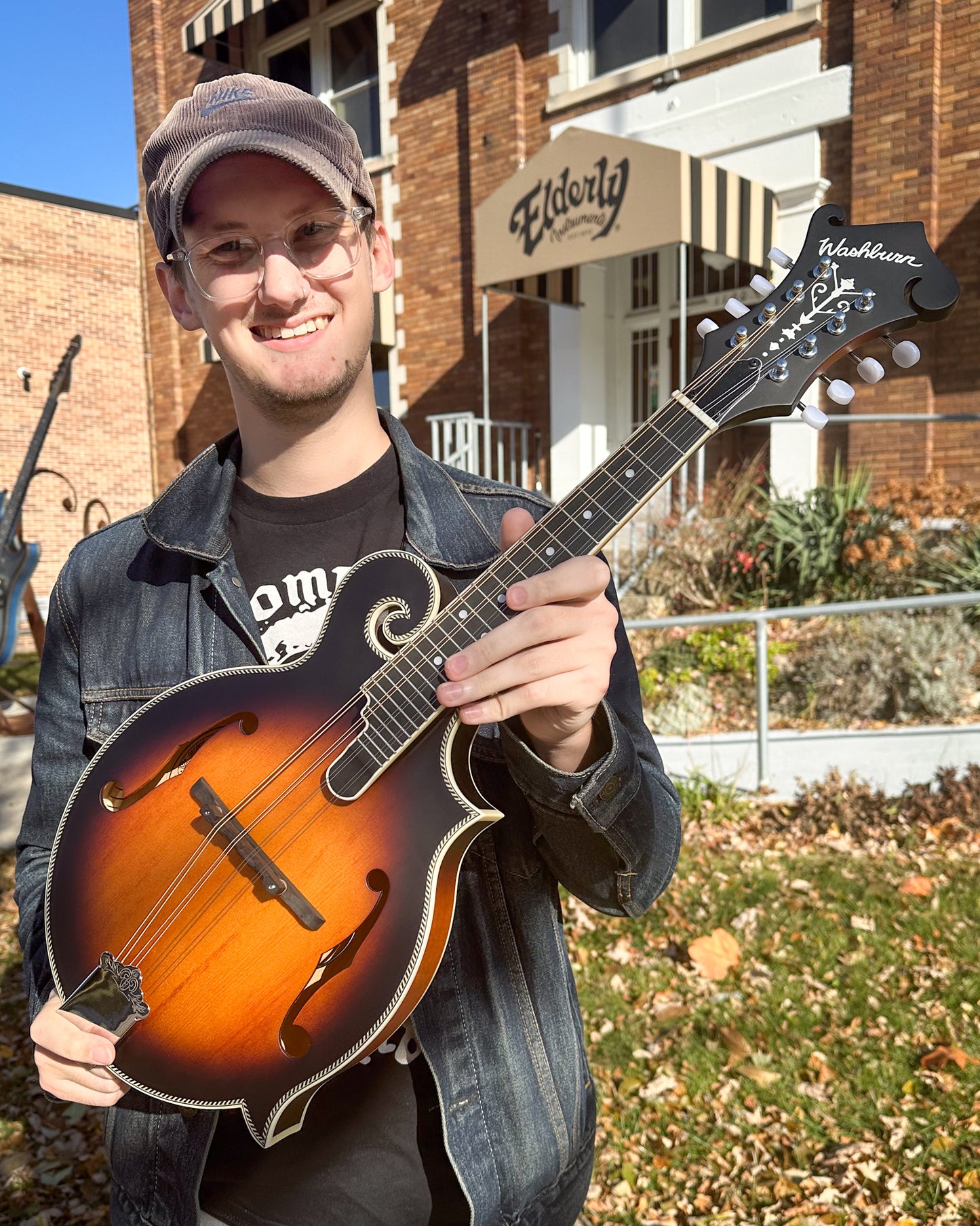 Showroom photo of Washburn M3SE F-Style Acoustic-Electric Mandolin
