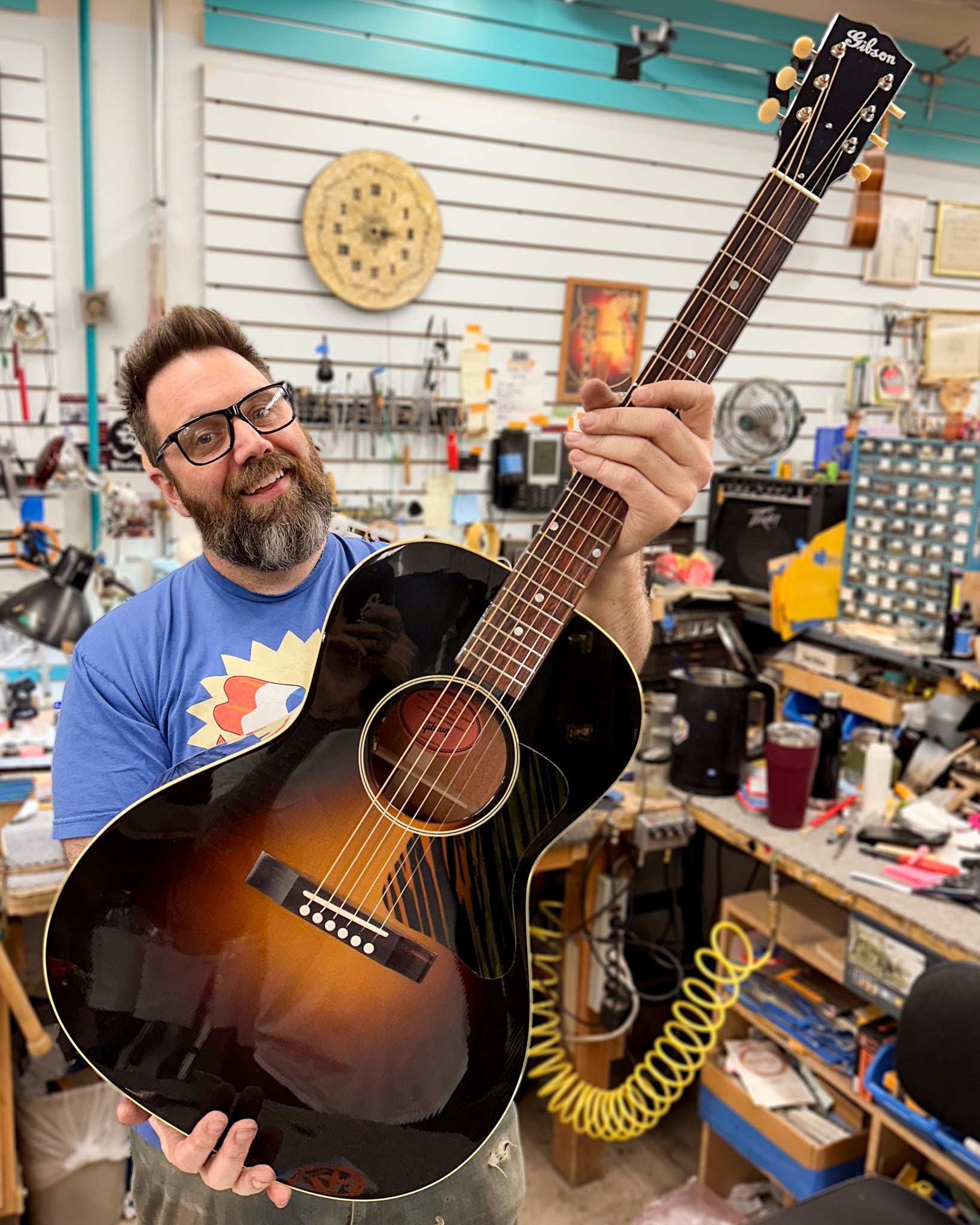 Showroom photo of Gibson L-00 Original Acoustic Guitar & Case, Vintage Sunburst (VTC Pickup)