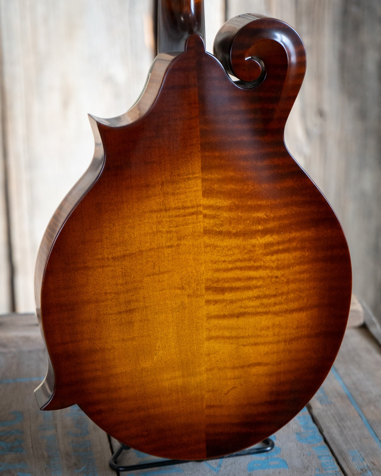 Northfield Workshop  S-Series NFS-F2 Mandolin, Oval Soundhole, with Case