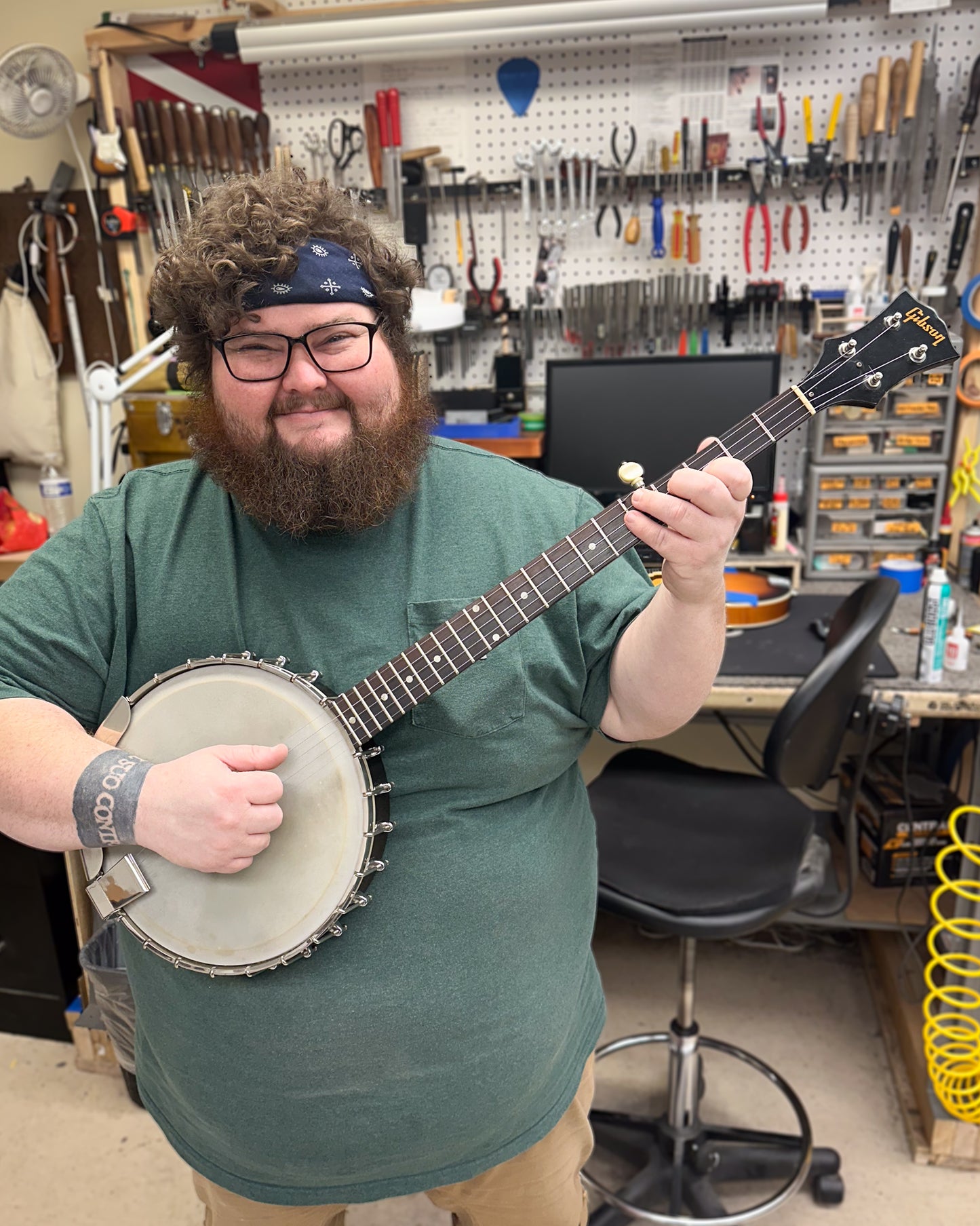 Showroom photo of Gibson RB-170 Open Back Banjo (1962)