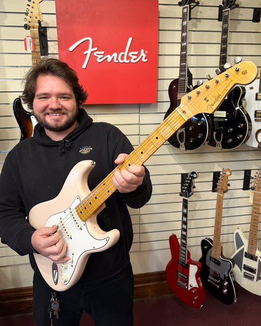 Showroom photo of Fender Custom Shop Tomatillo Journeyman Stratocaster Electric Guitar (2020)