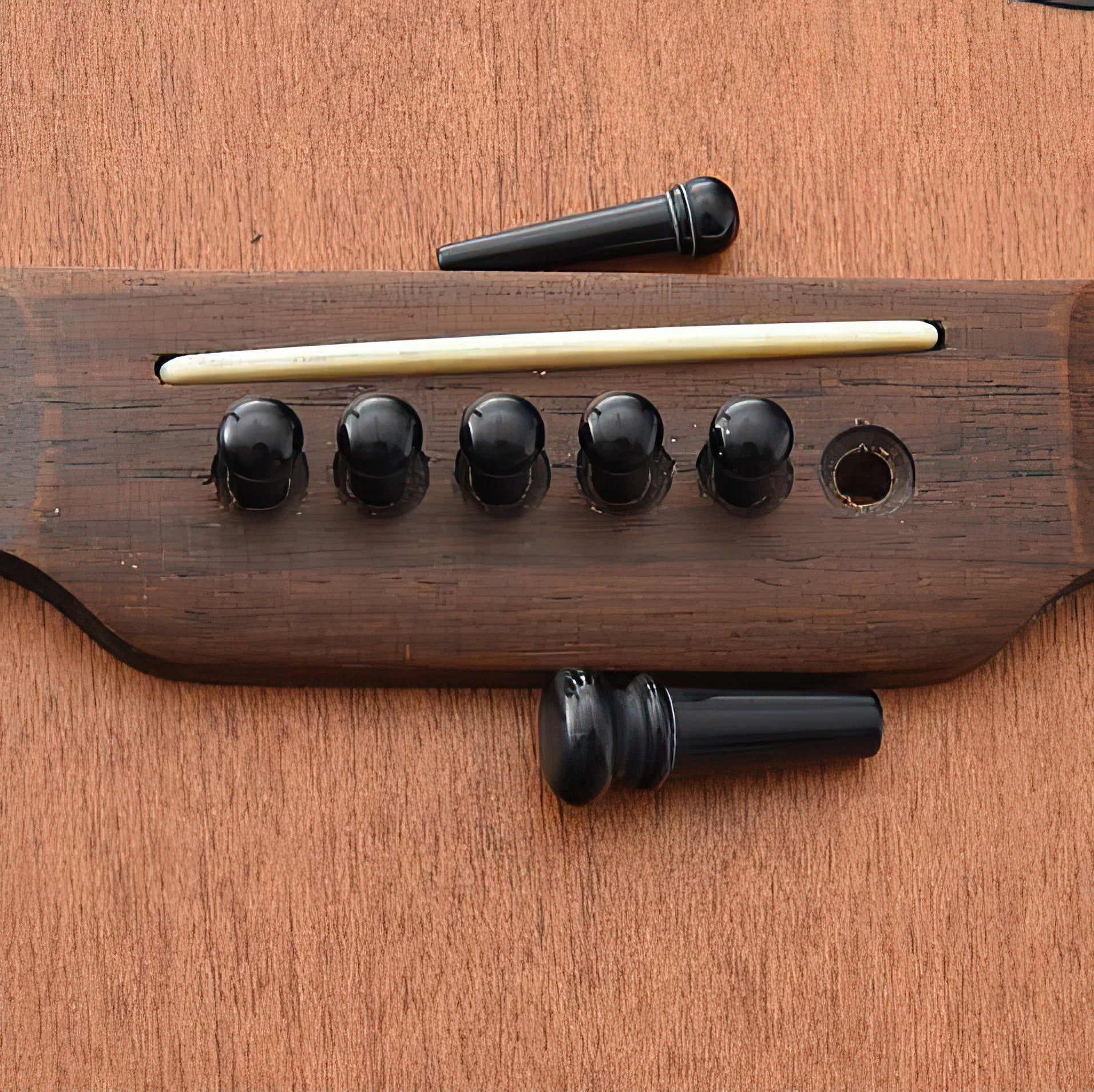 Antique Acoustics Replica Gibson Guitar Pin Set, LG-0, LG-1, LG-2, J-45 (1946-1970's) - Unslotted