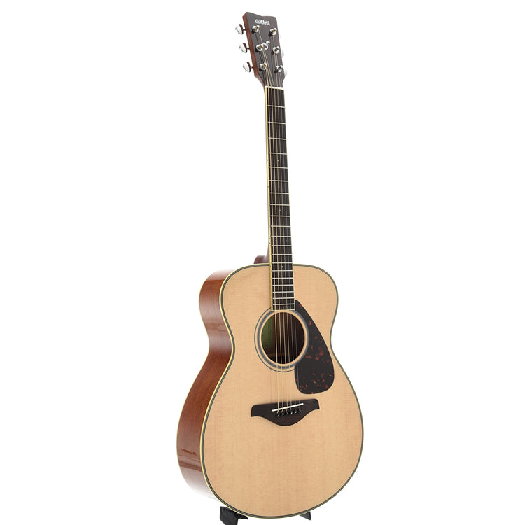 Full front and side of Yamaha FS820 Acoustic 