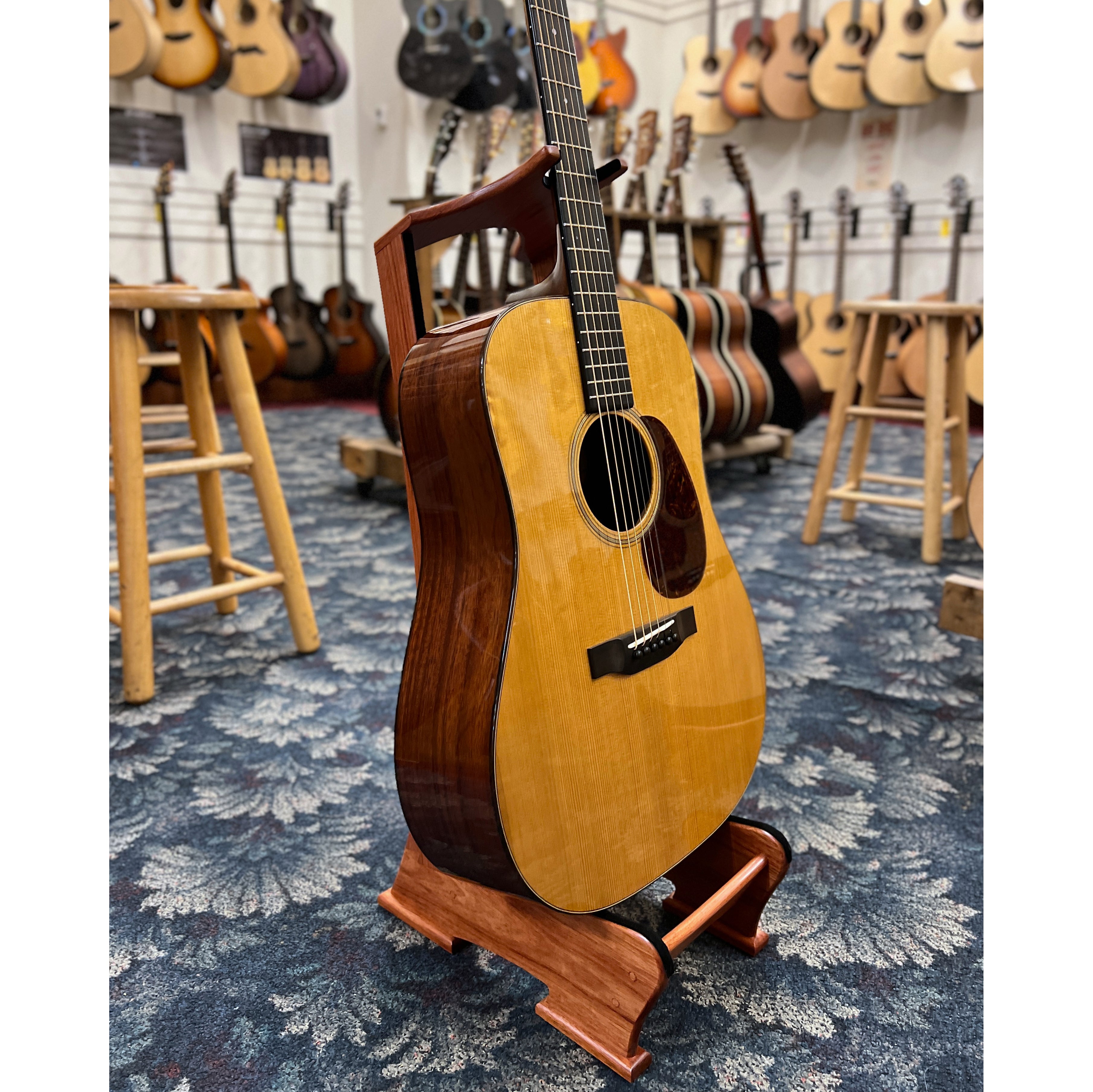 The Latest Used and Vintage Instruments – Elderly Instruments