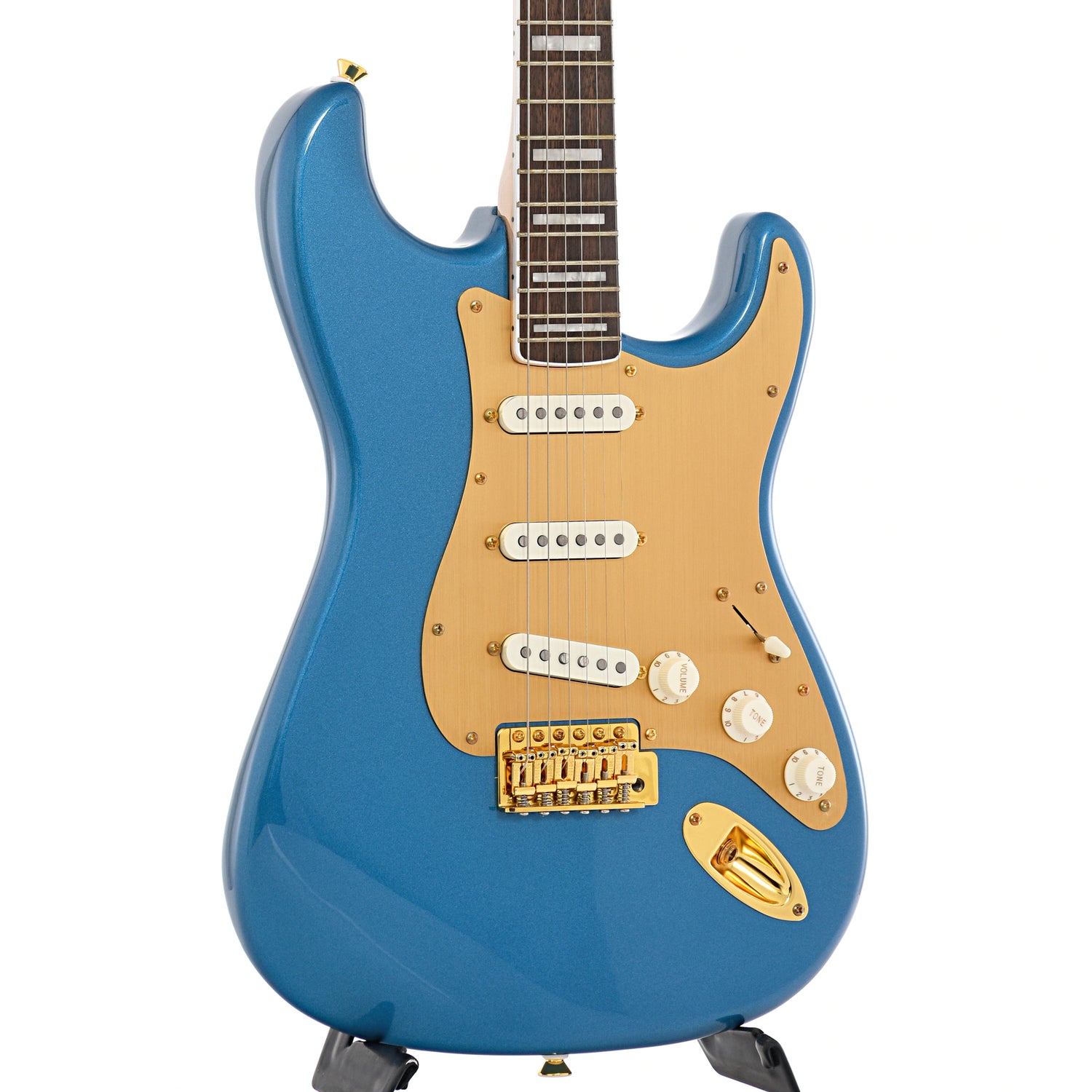 Front and side of Squier 40th Anniversary Stratocaster, Gold Edition, Lake Placid Blue