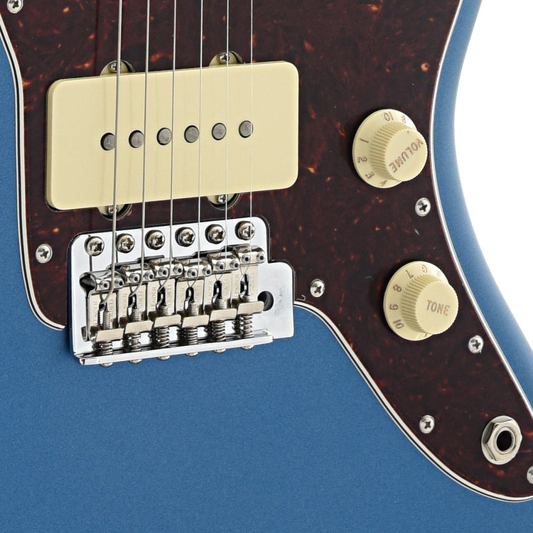 Bridge and controls of Fender American Performer Jazzmaster, Lake Placid Blue