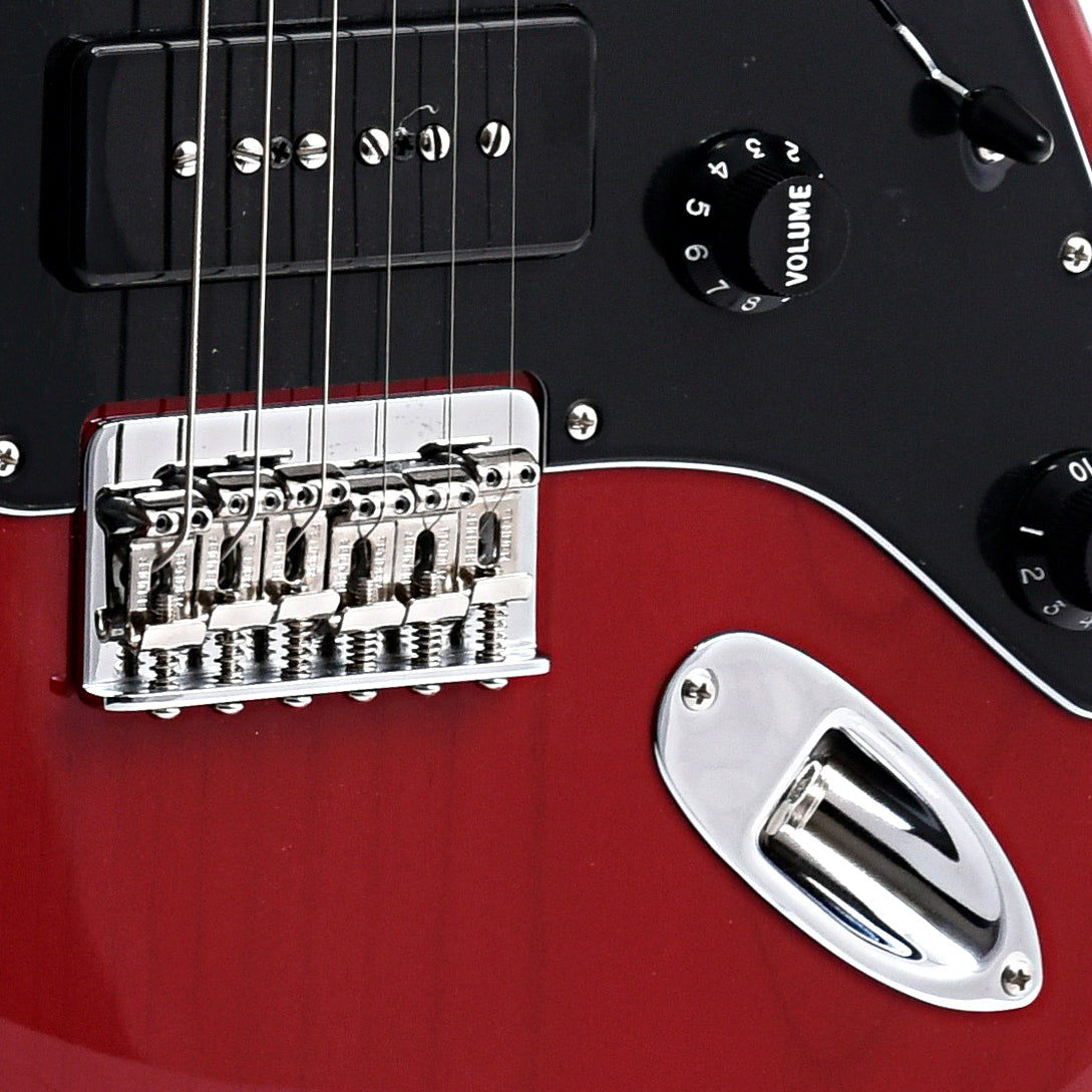 Bridge of Fender Noventa Stratocaster, Crimson Red Transparent