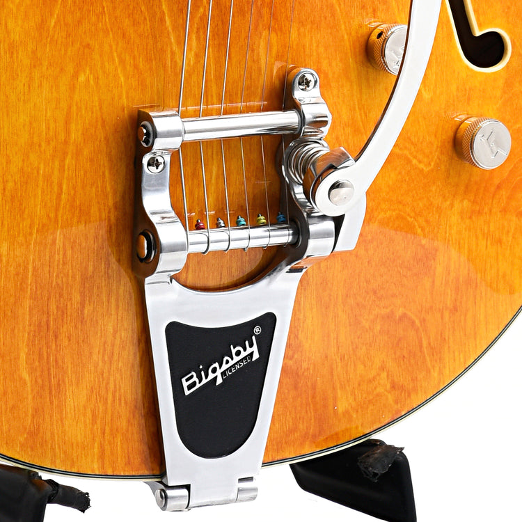 Bridge of Gretsch G5622T Electromatic Center Block Double-Cut with Bigsby
