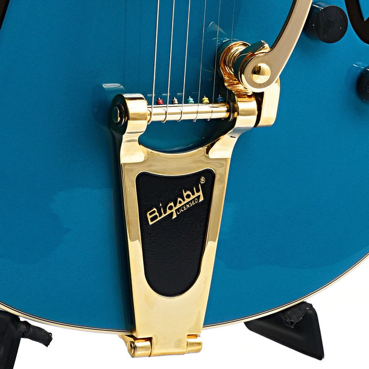 Tailpiece of Gretsch G2410TG Streamliner Hollow Body Single Cut with Bigsby, Ocean Turquoise