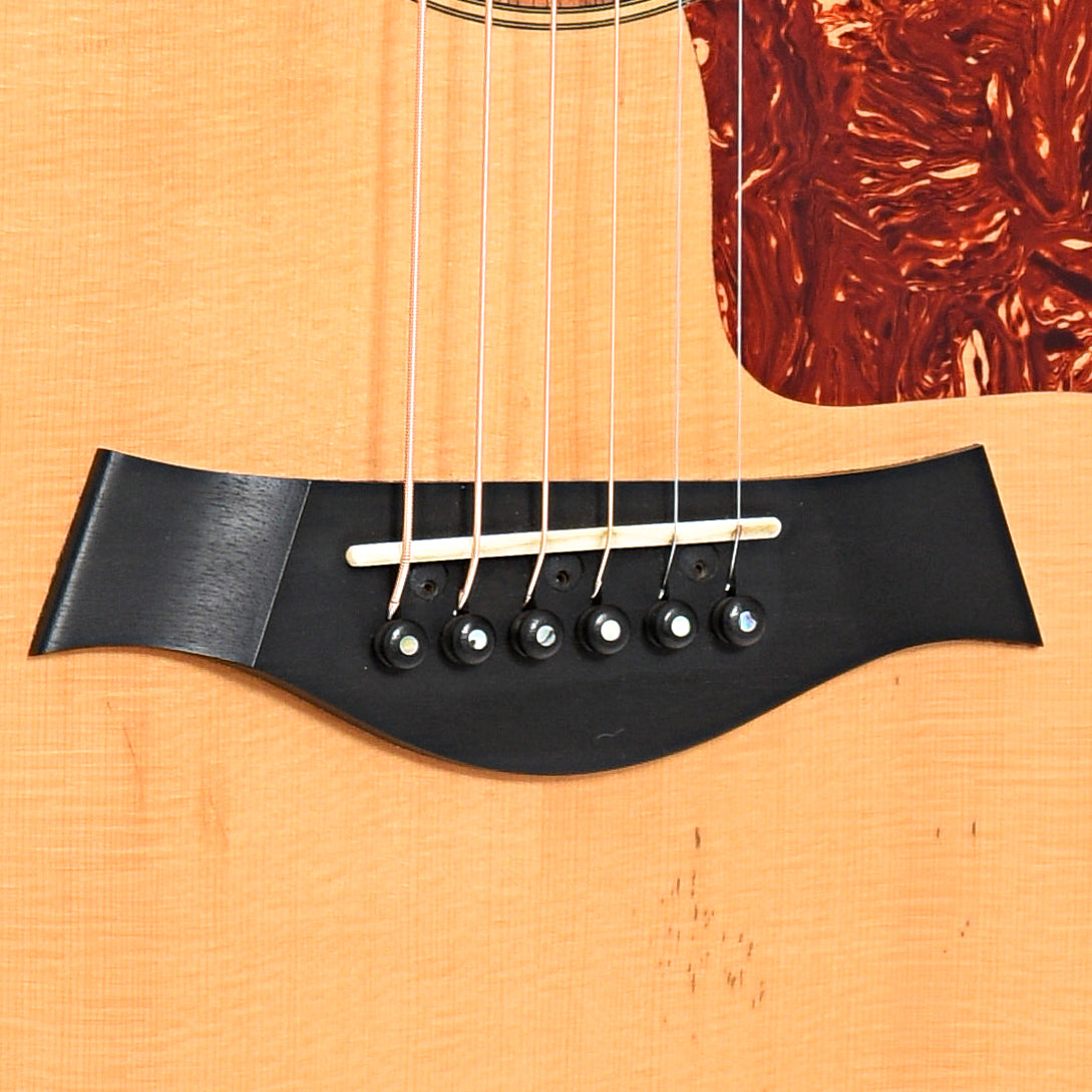 Image 4 of Taylor 710CE (2006)- SKU# 20U-209236 : Product Type Flat-top Guitars : Elderly Instruments