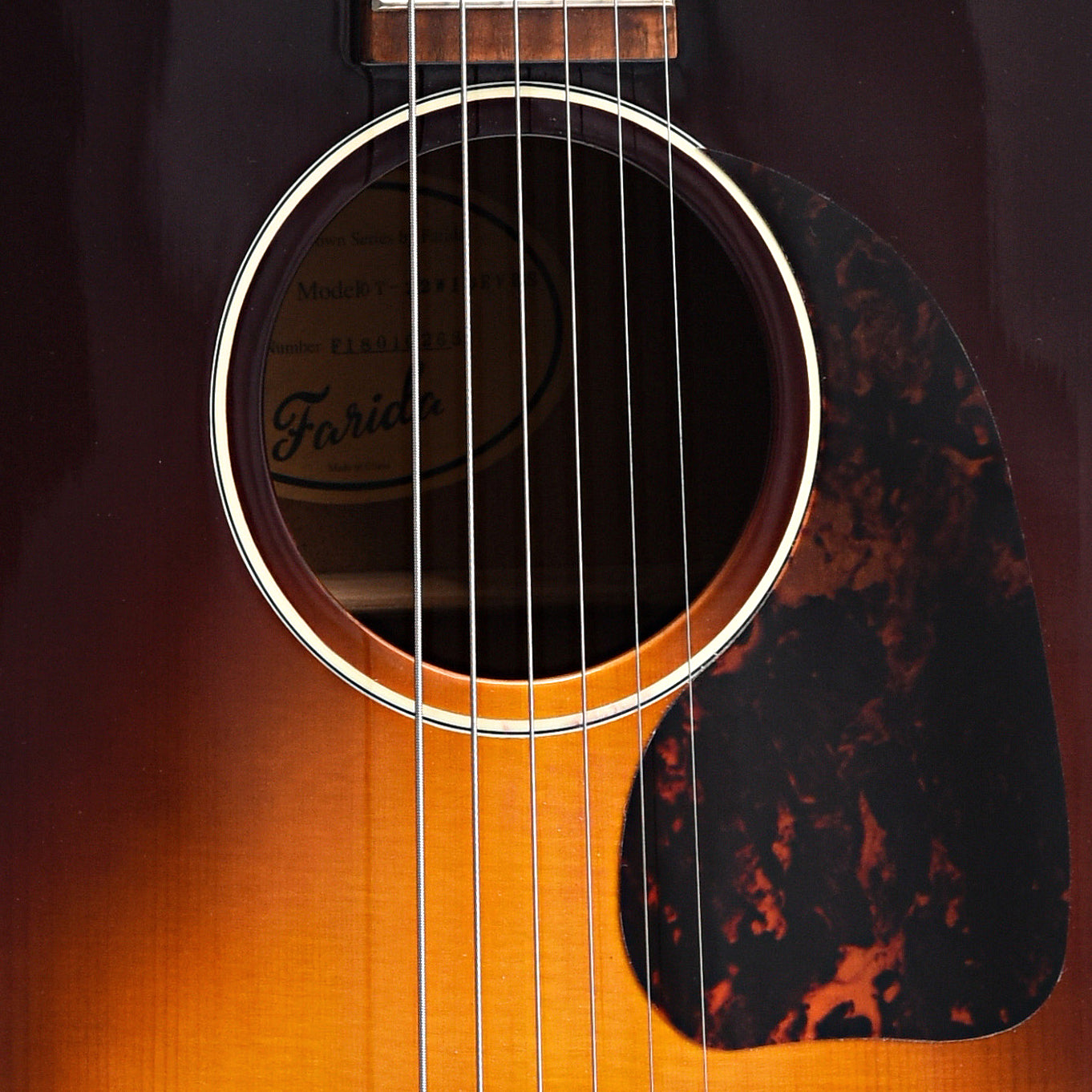Soundhole and Pickguard of Farida Old Town Series OT-22 Wide VBS Acoustic Guitar