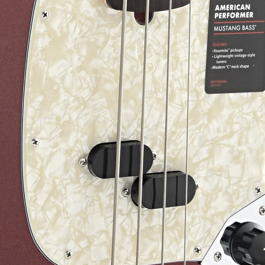 Pickups of Fender American Performer Mustang Bass