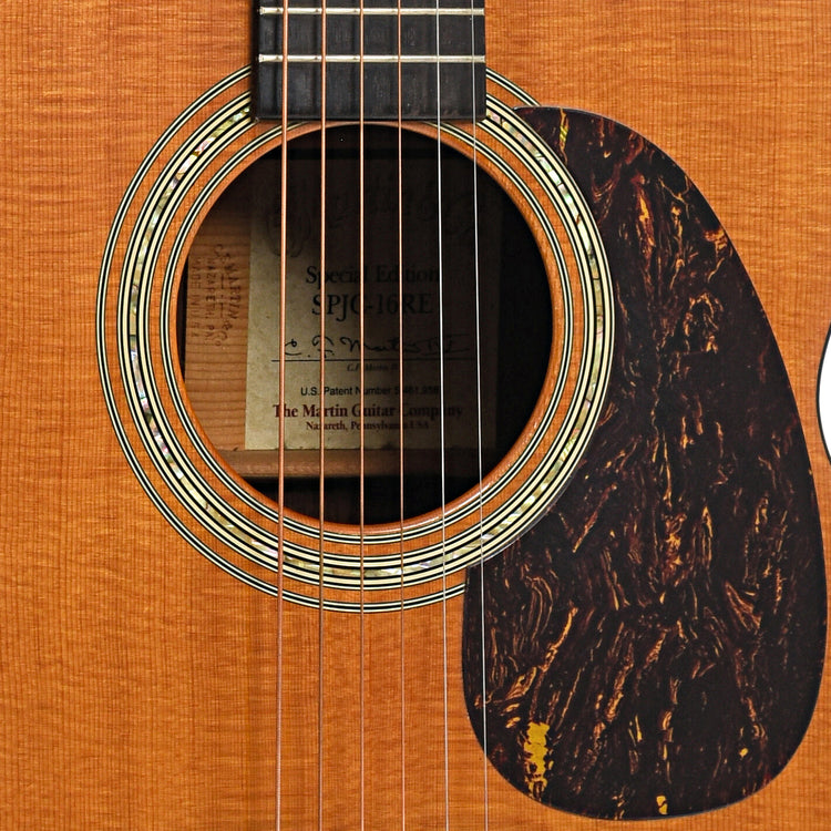 Sound hole and pickguard of Martin SPJC-16RE