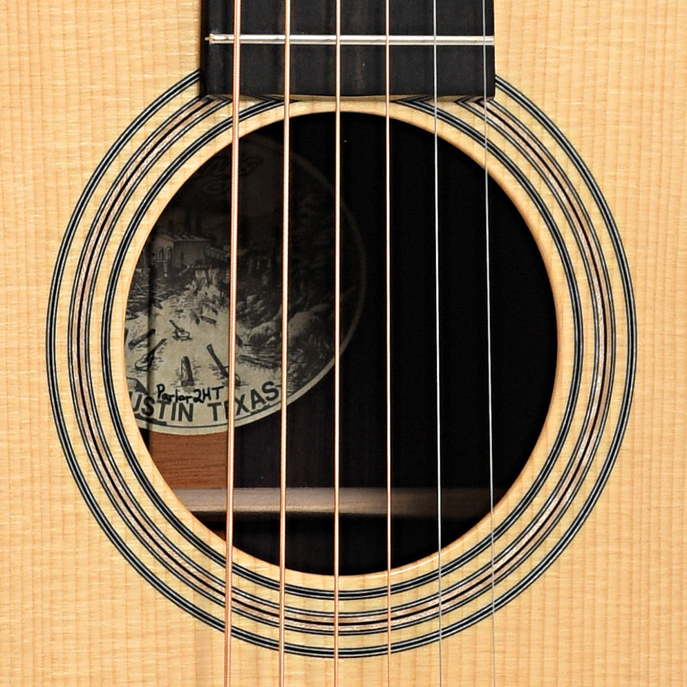 Sound hole of Collings Parlor 2HT Traditional 