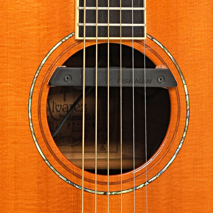 Sound hole of DY-84M