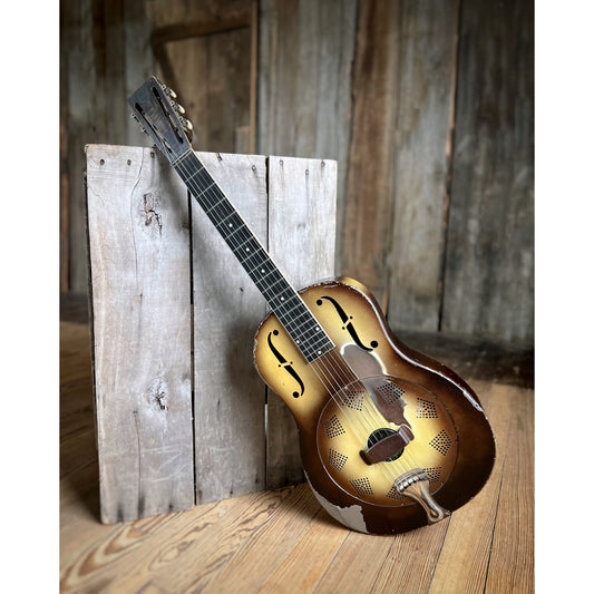 National Triolian Roundneck Resonator Guitar (1931)