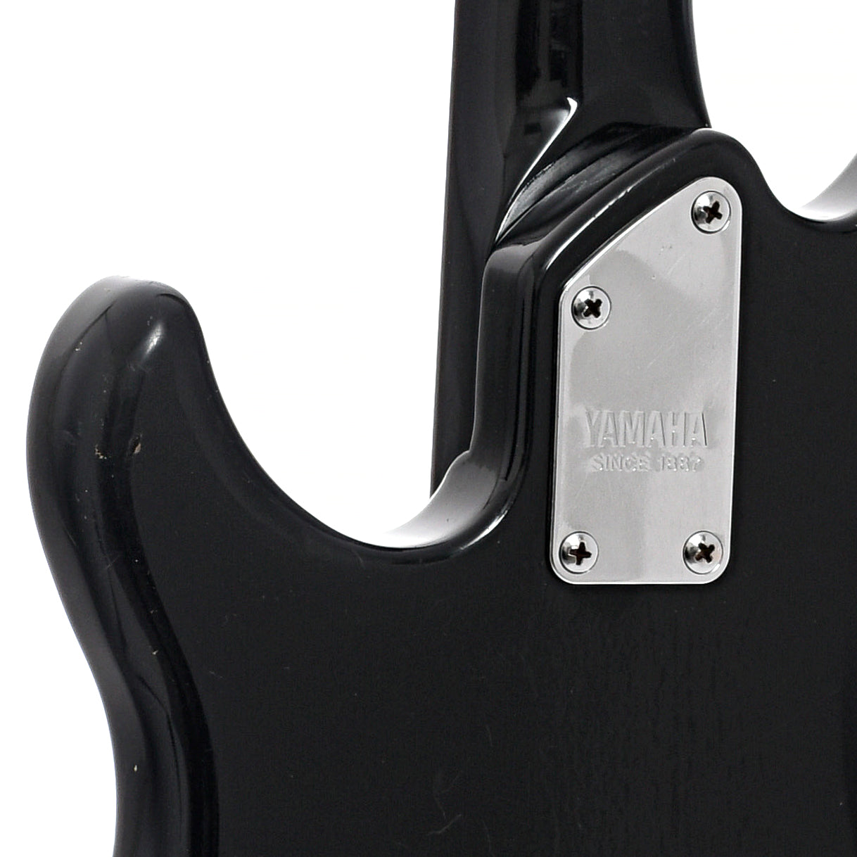 Neck joint of Yamaha RBX200