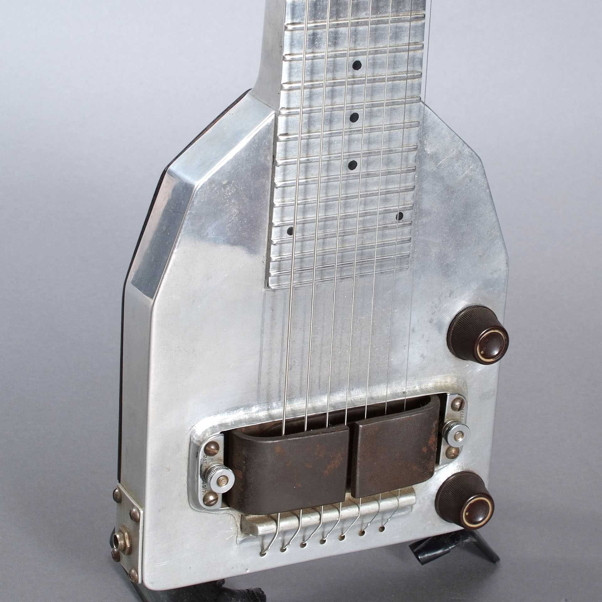 lap steel vs pedal steel No Name Lap Steel (1940's?) – Elderly Instruments
