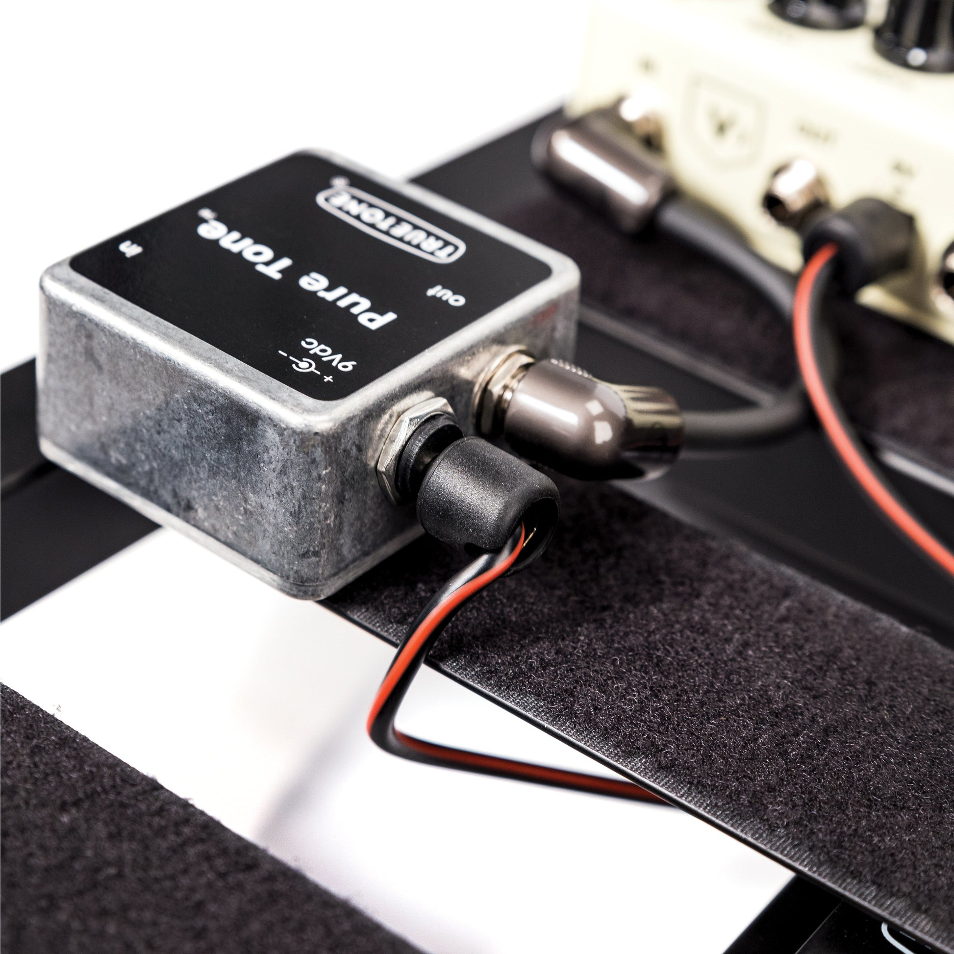 cable pedal D'Addario DIY Solderless Pedalboard Power Cable Kit – Elderly Instruments
